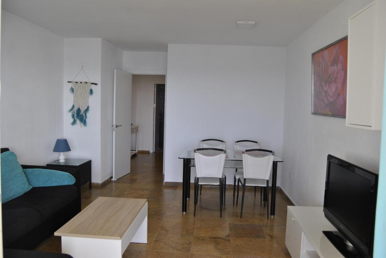 Apartamento Frente Al Mar,Primera Linea Rincon de la Victoria Bagian luar foto