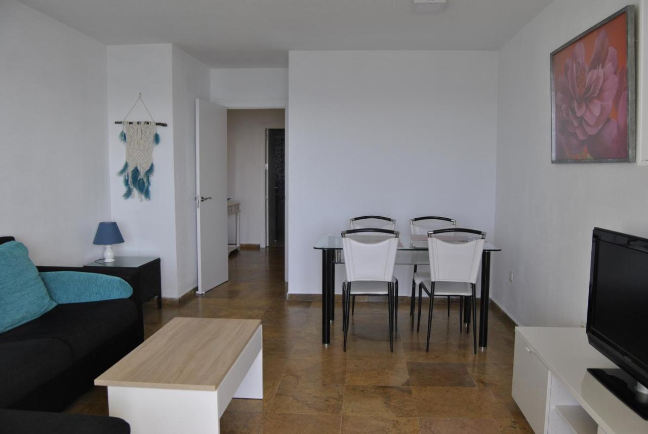 Apartamento Frente Al Mar,Primera Linea Rincon de la Victoria Bagian luar foto