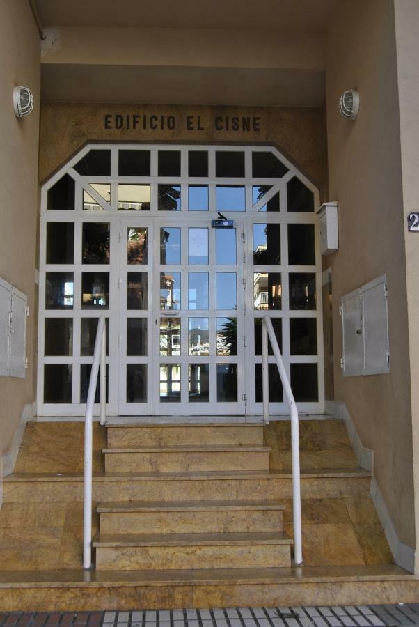 Apartamento Frente Al Mar,Primera Linea Rincon de la Victoria Bagian luar foto